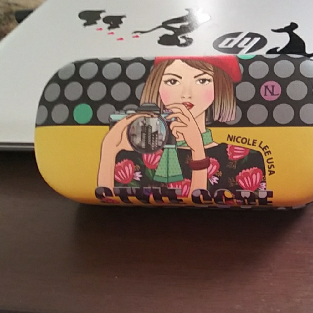 EYE GLASS CASE
